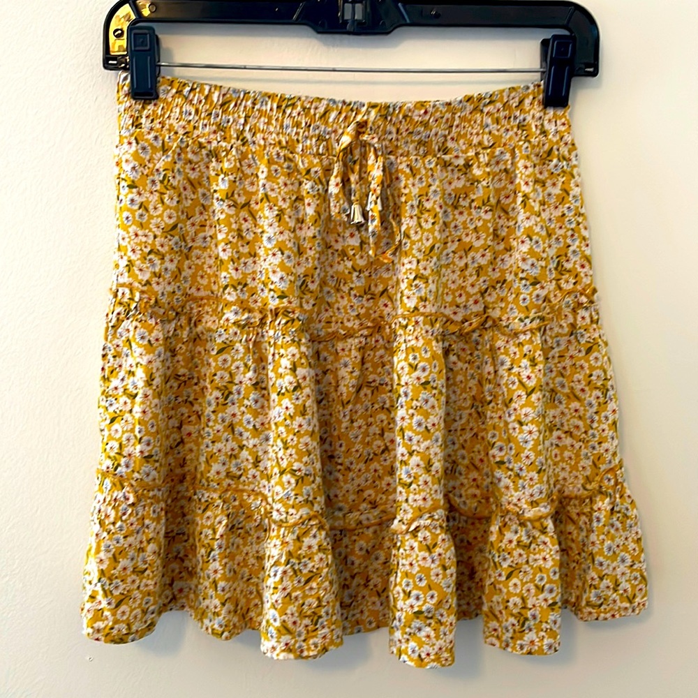 Floral Ruffle Mini Skirt